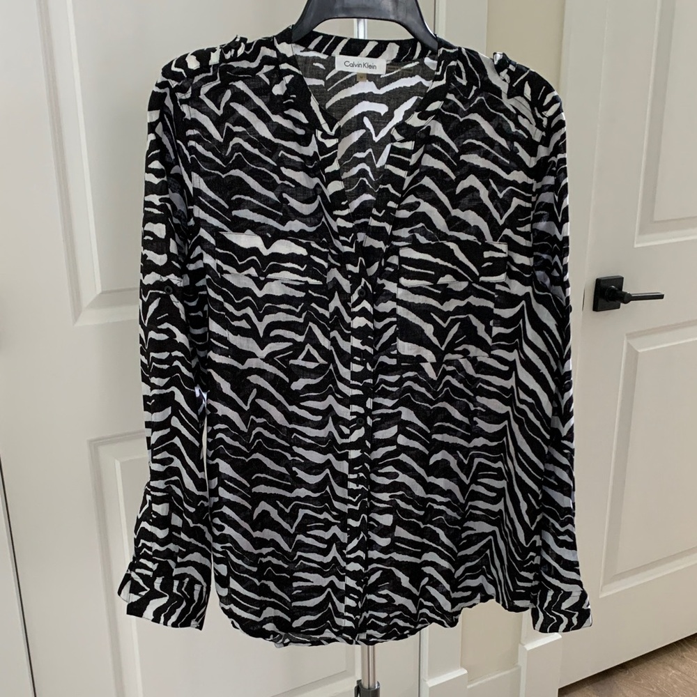 Calvin Klein 100% Linen Zebra Pattern Blouse - Black and White